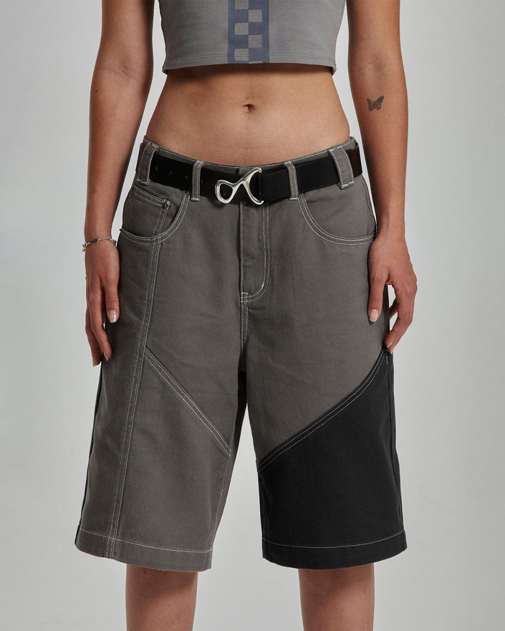 BUTTERFLY V2 SHORTS GRAU/SCHWARZ DENIM