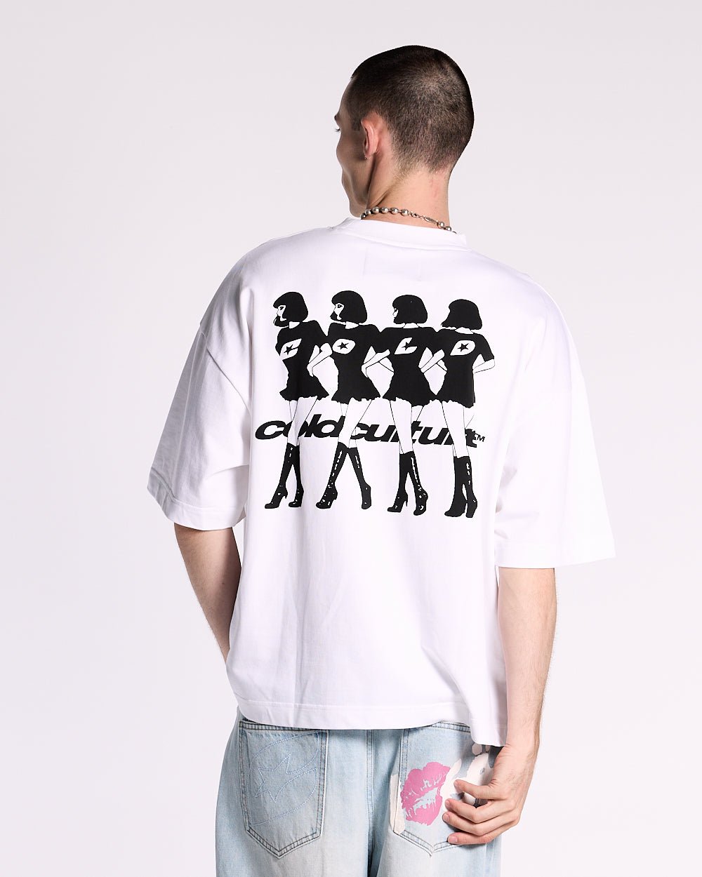 ABOUT LAST NIGHT TEE WEISS