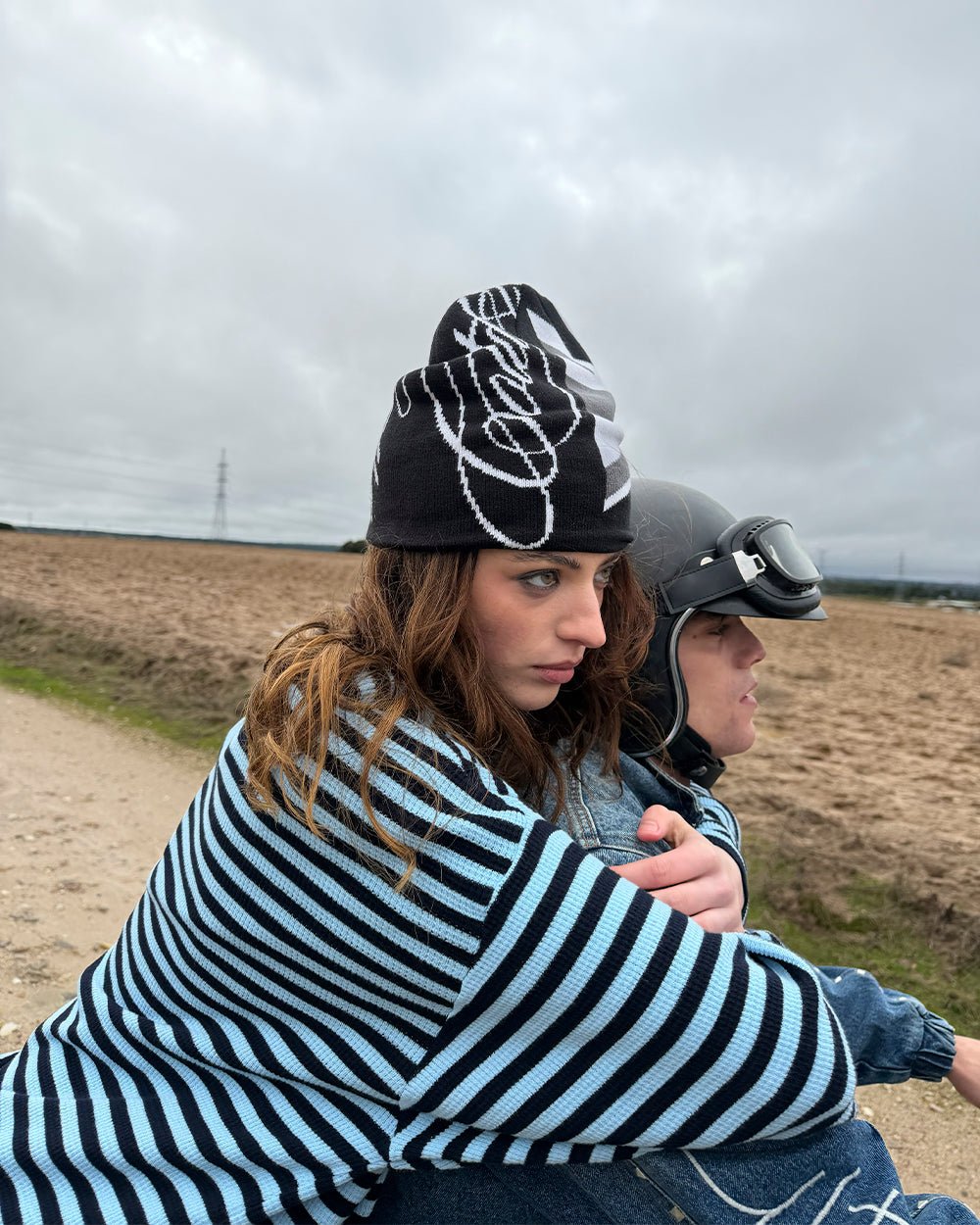 BRIGHTON BEANIE SCHWARZ UND GRAU