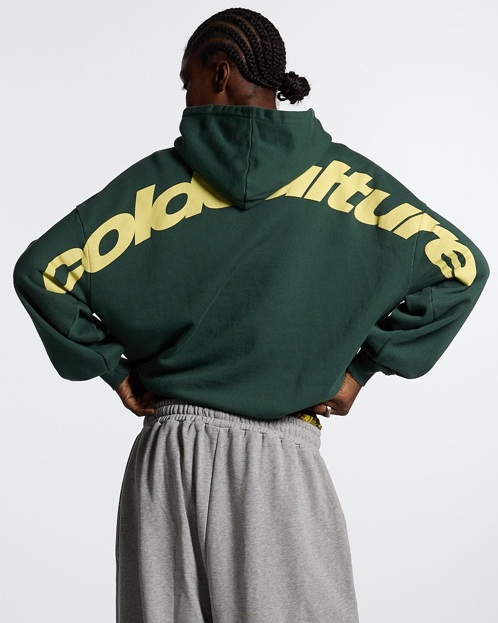 GEBOGENER HOODIE JUNGLE GRÜN