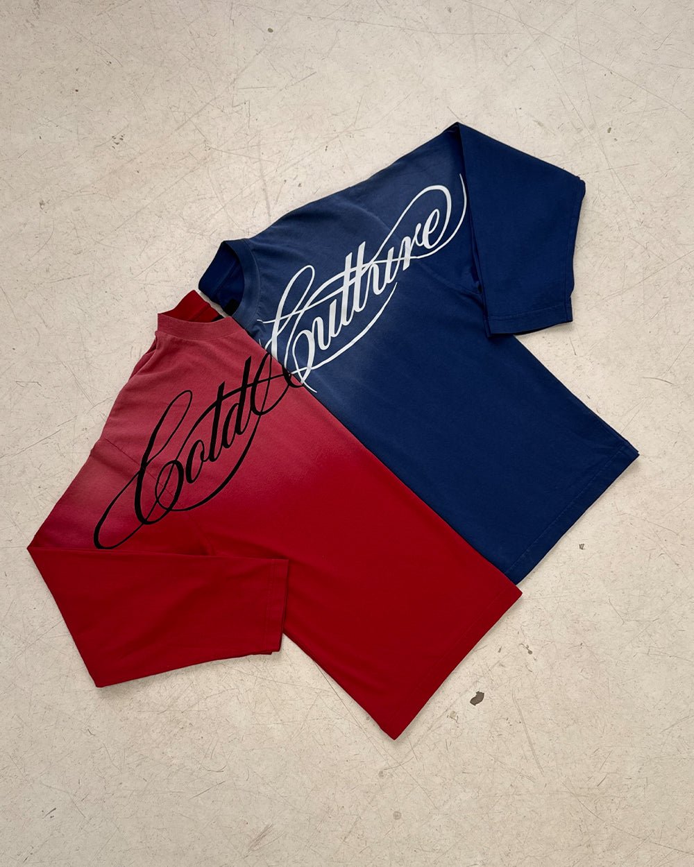 LANGÄRMELIGER LONGSLEEVE VIBRANT BLUE