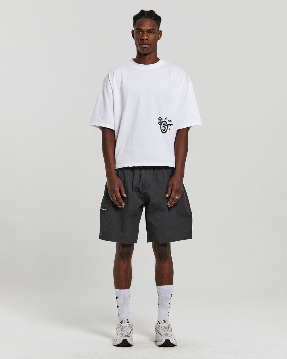 ACTIVE SHORTS DUNKELGRAU