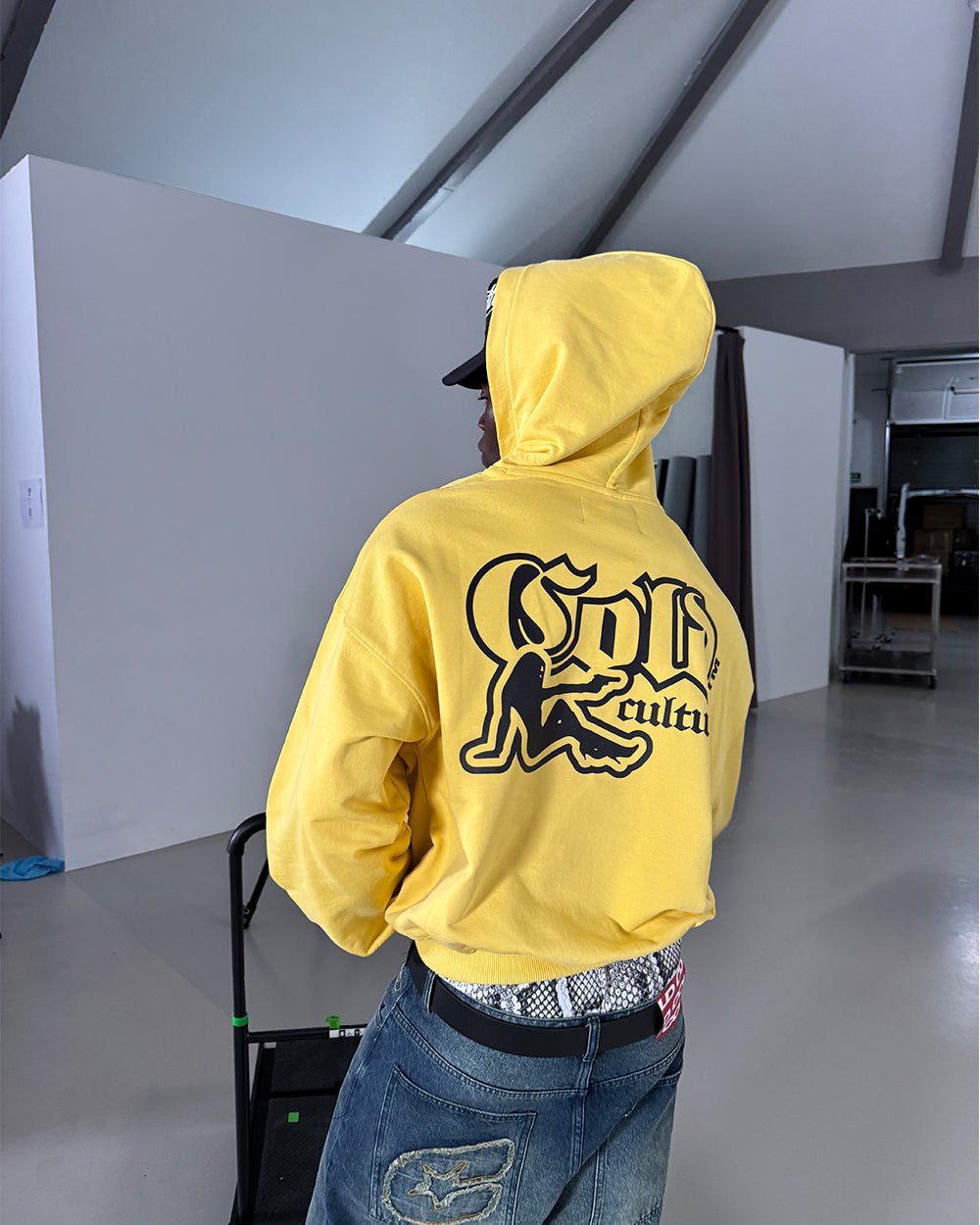 BANG BANG HOODIE GELB