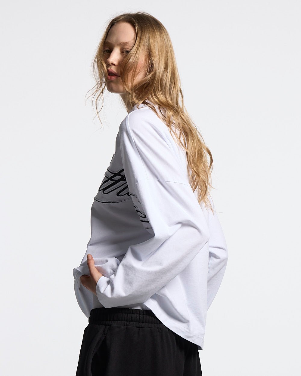CROSSED SCRIPT LONGSLEEVE 2.0 WEISS