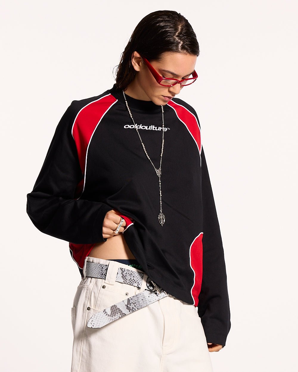 SLIDER LONGSLEEVE TEE SCHWARZ & ROT