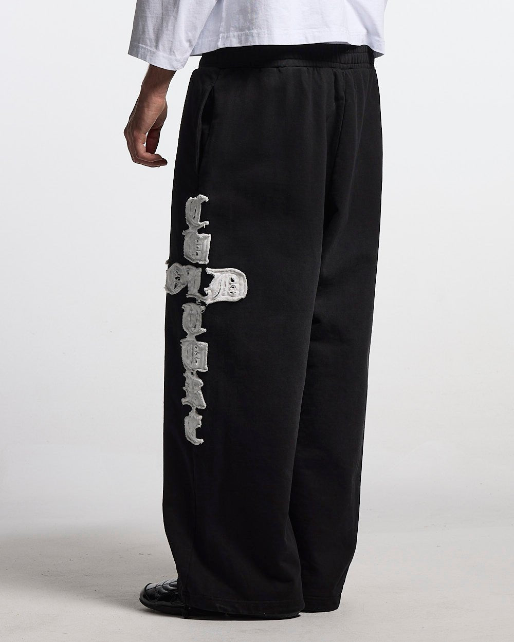 CROSSED SWEATPANTS SCHWARZ