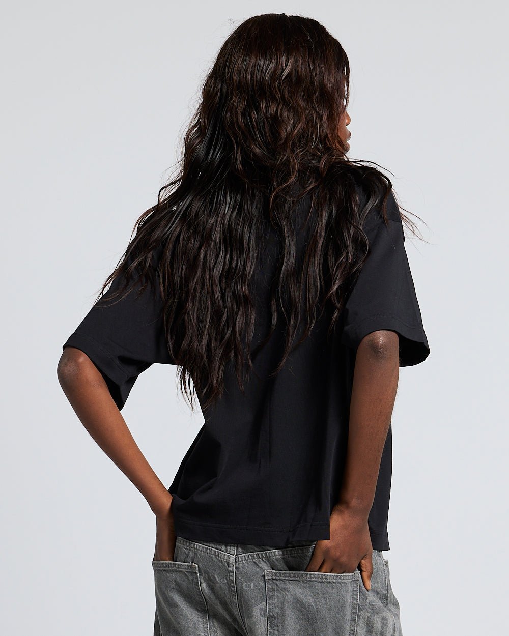 ADVENTURES TEE SCHWARZ & WEISS