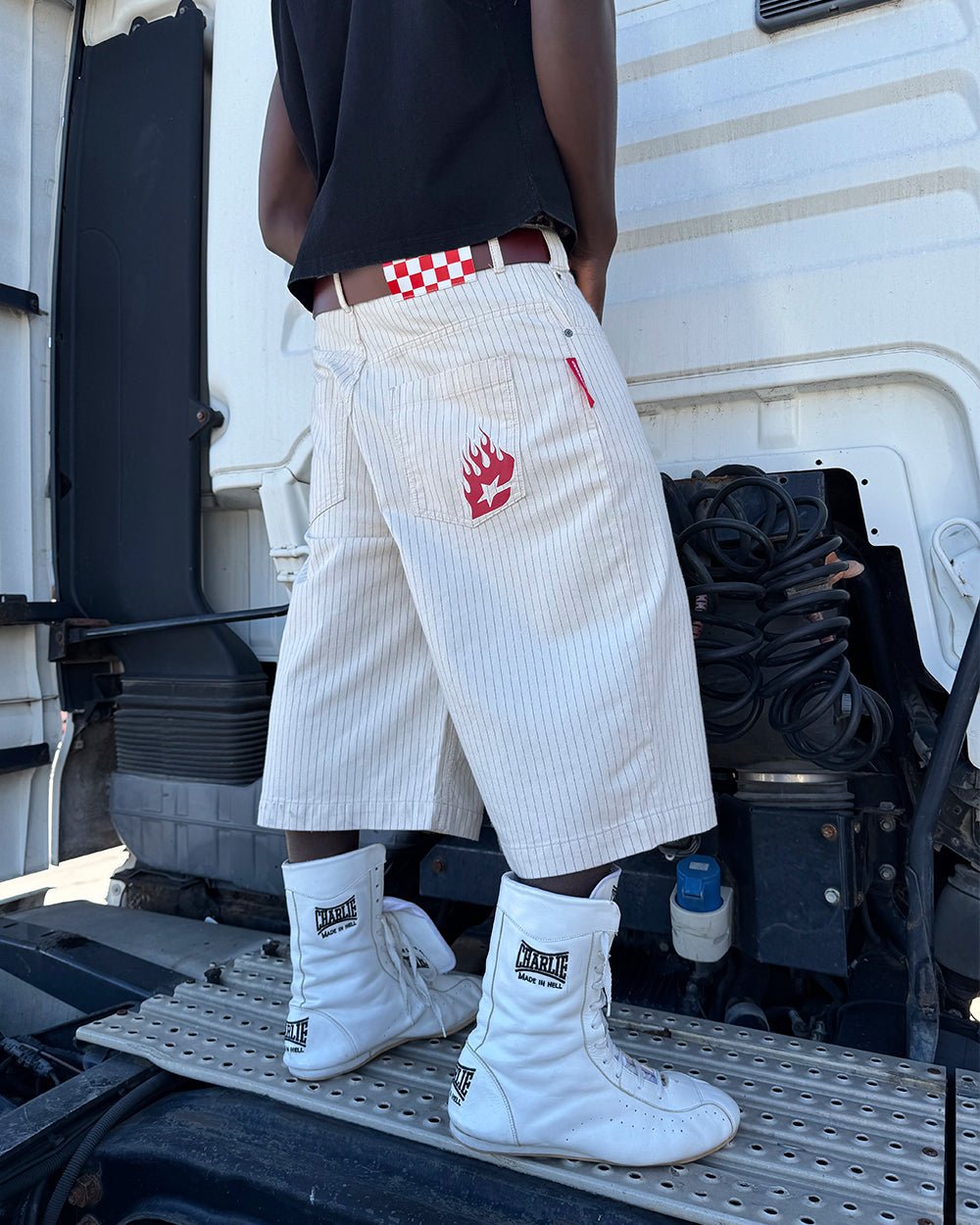 STRIPE FADE JORTS WEISS