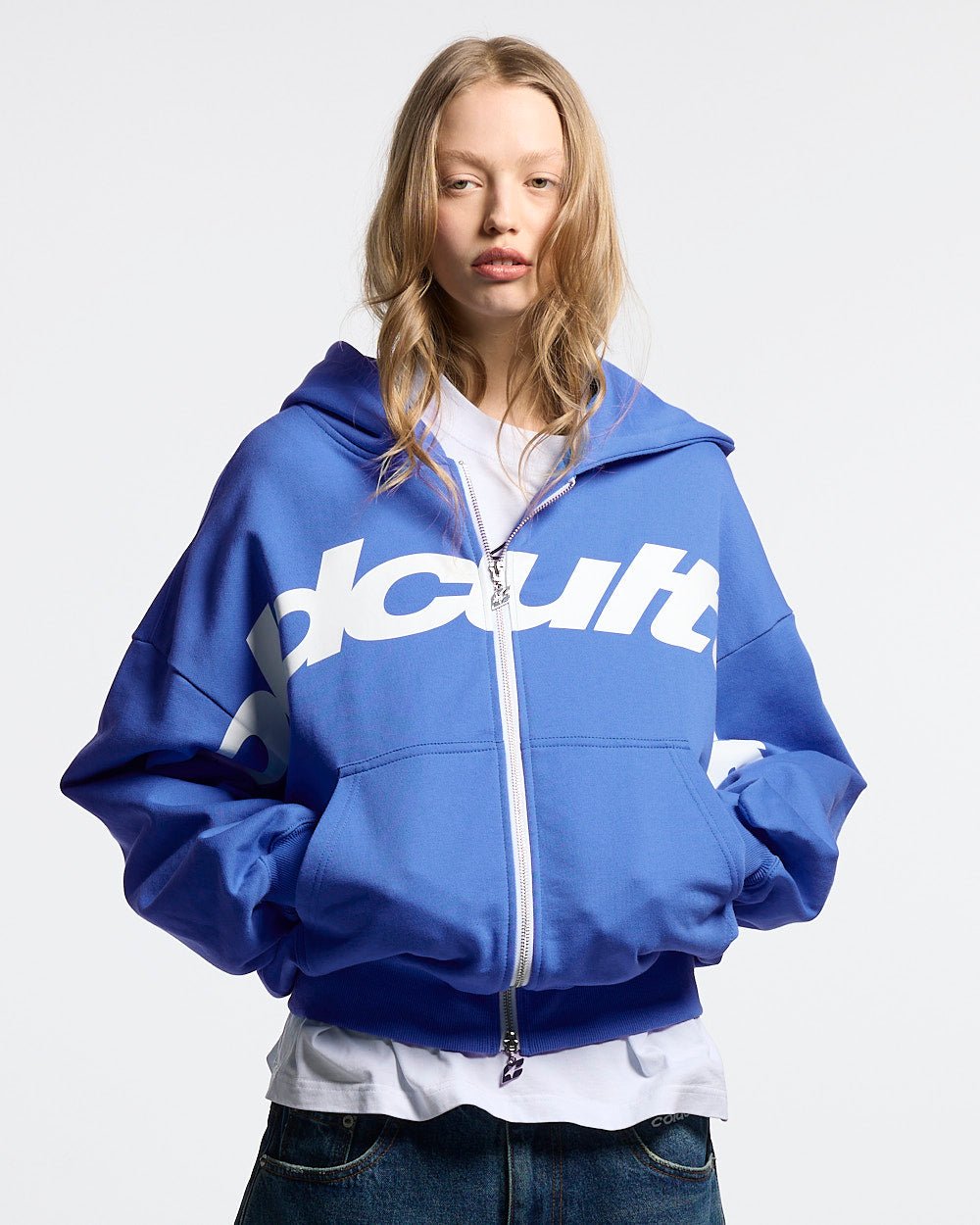 DRIVEN ZIP HOODIE BLAU & WEISS