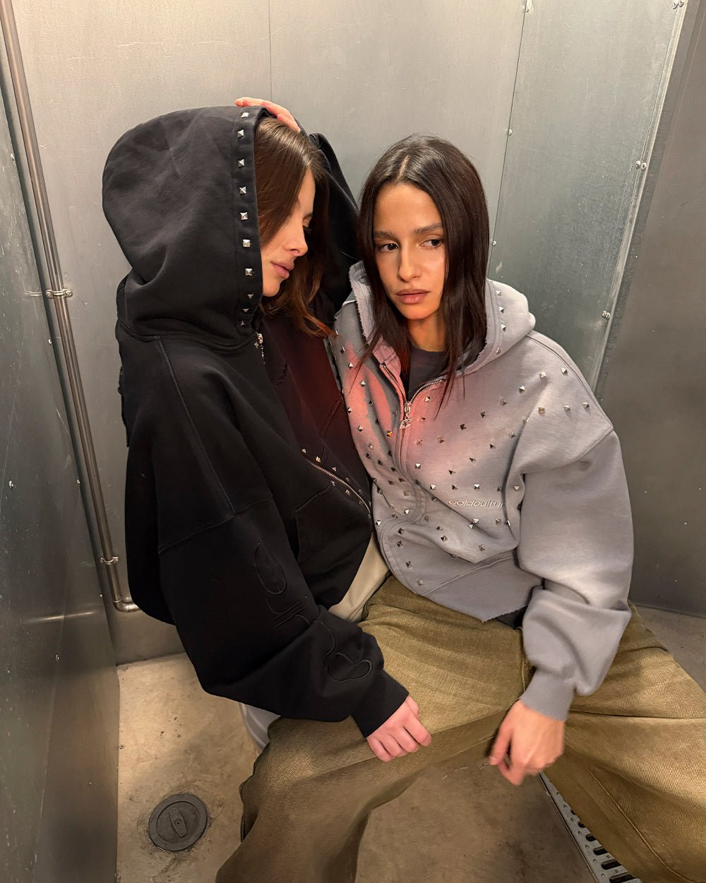 ROYAL ZIP HOODIE ANTARKTIS GRAU
