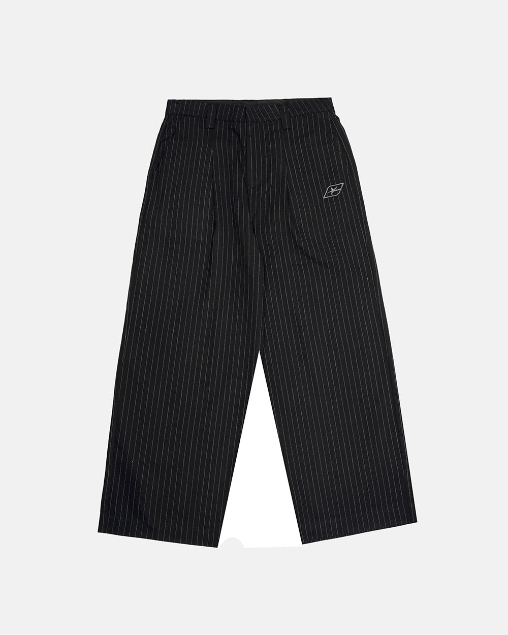 NAHTWIRKUNG LINE HOSEN SCHWARZ