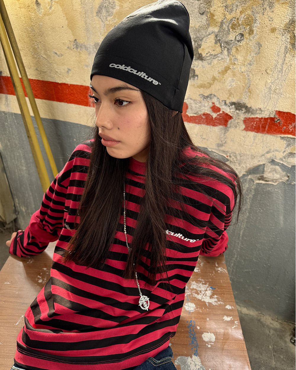 PARDON ME LONGSLEEVE SCHWARZ & ROT