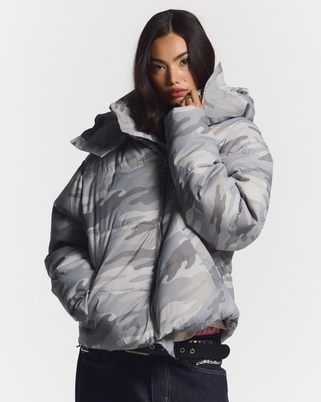 EVERYDAY PUFFER GRAU CAMO
