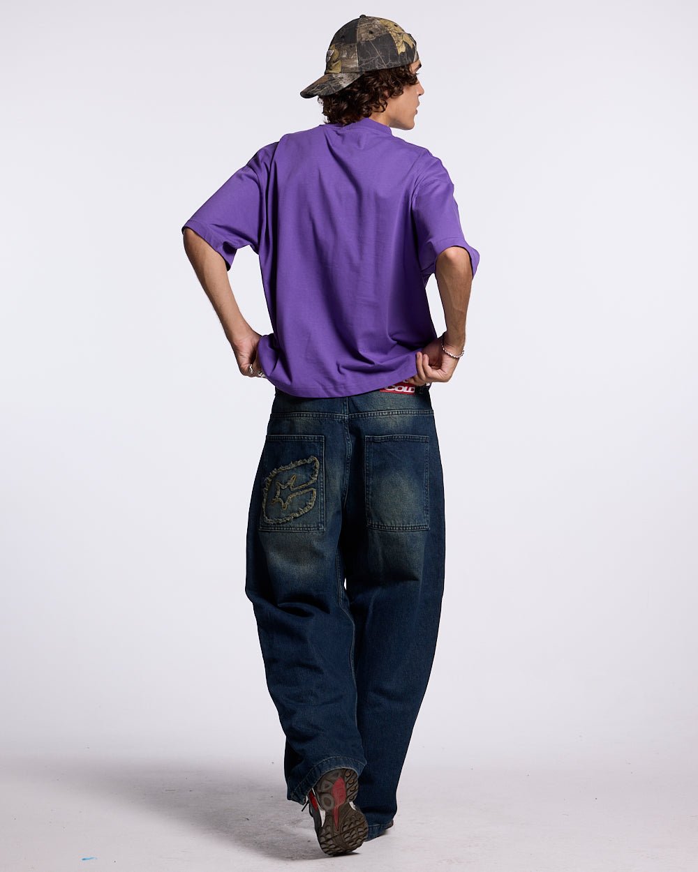 URBAN LEGACY TEE LILA