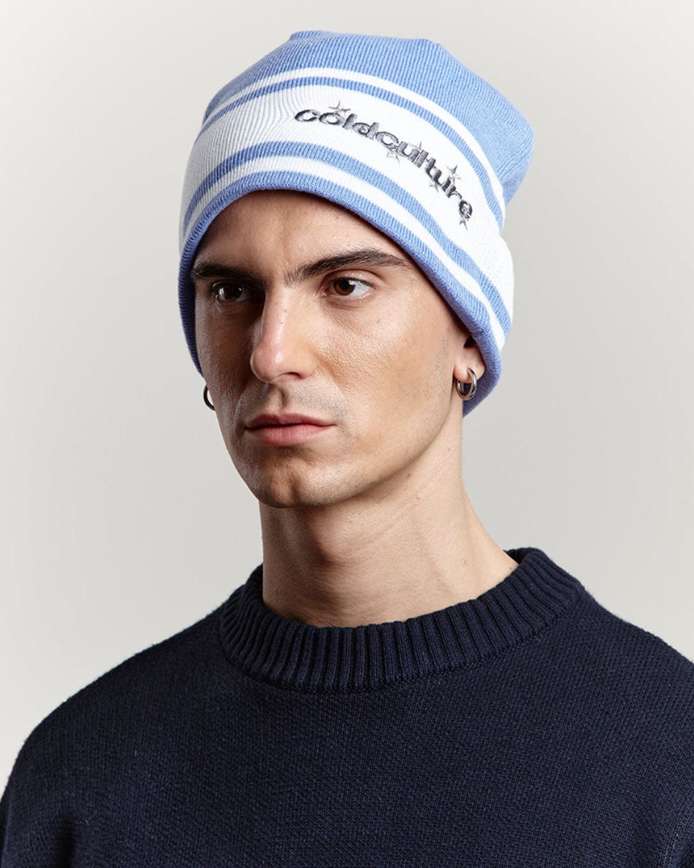 STARS STRAP BEANIE BLAU CALICO