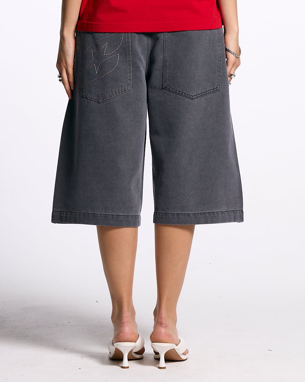 FROSTED JORTS ORCHID GRAU