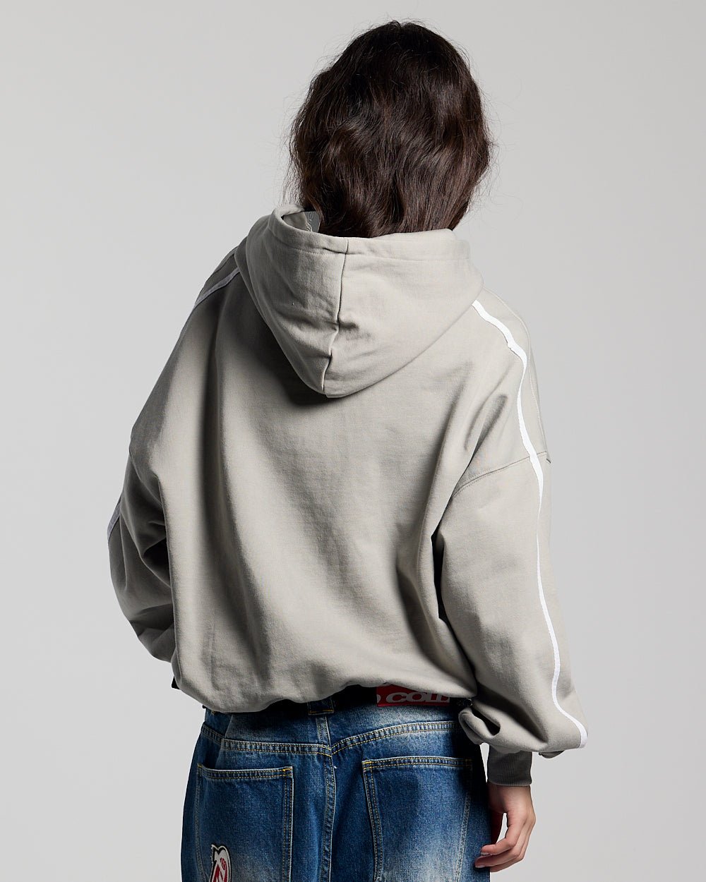 HIT THE TARGET HOODIE GRAU