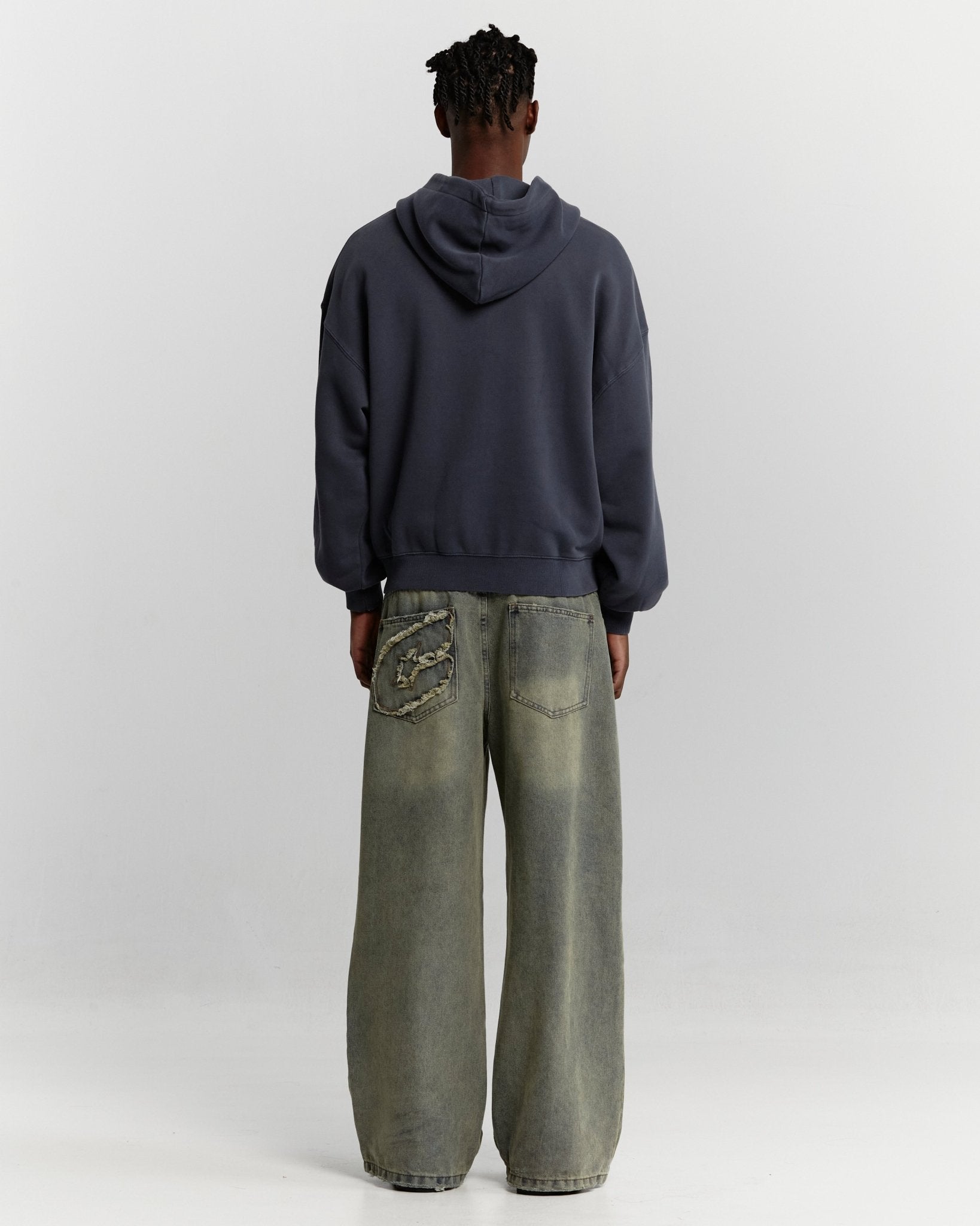 C V2 HOSSEN DIRTIG LIGHT DENIM