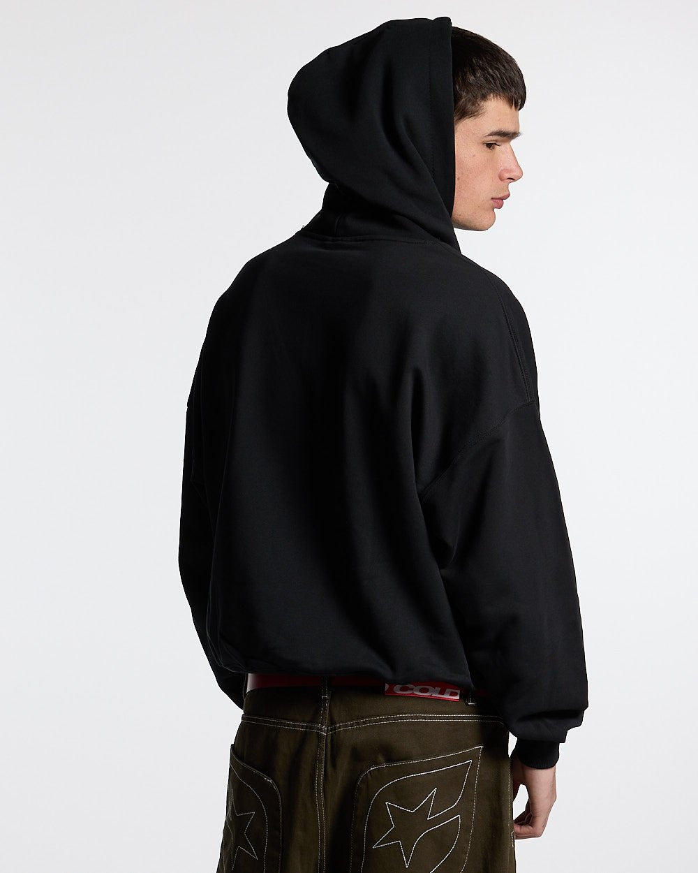 ESSENTIAL HOODIE SCHWARZ