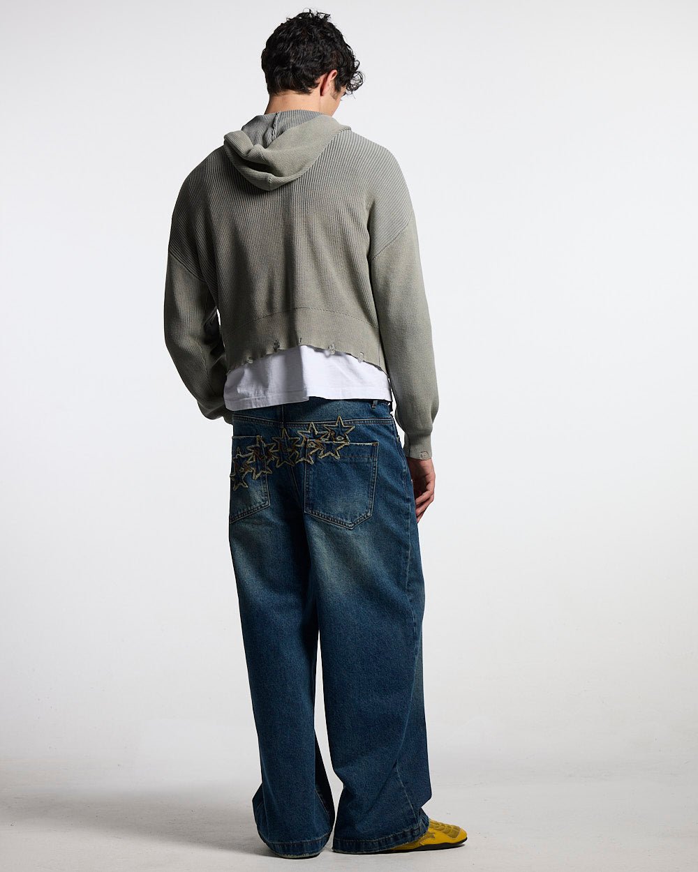 DISTRESS GEBRÄCHTIGTER ZIP-STRICKHOODIE GRAU