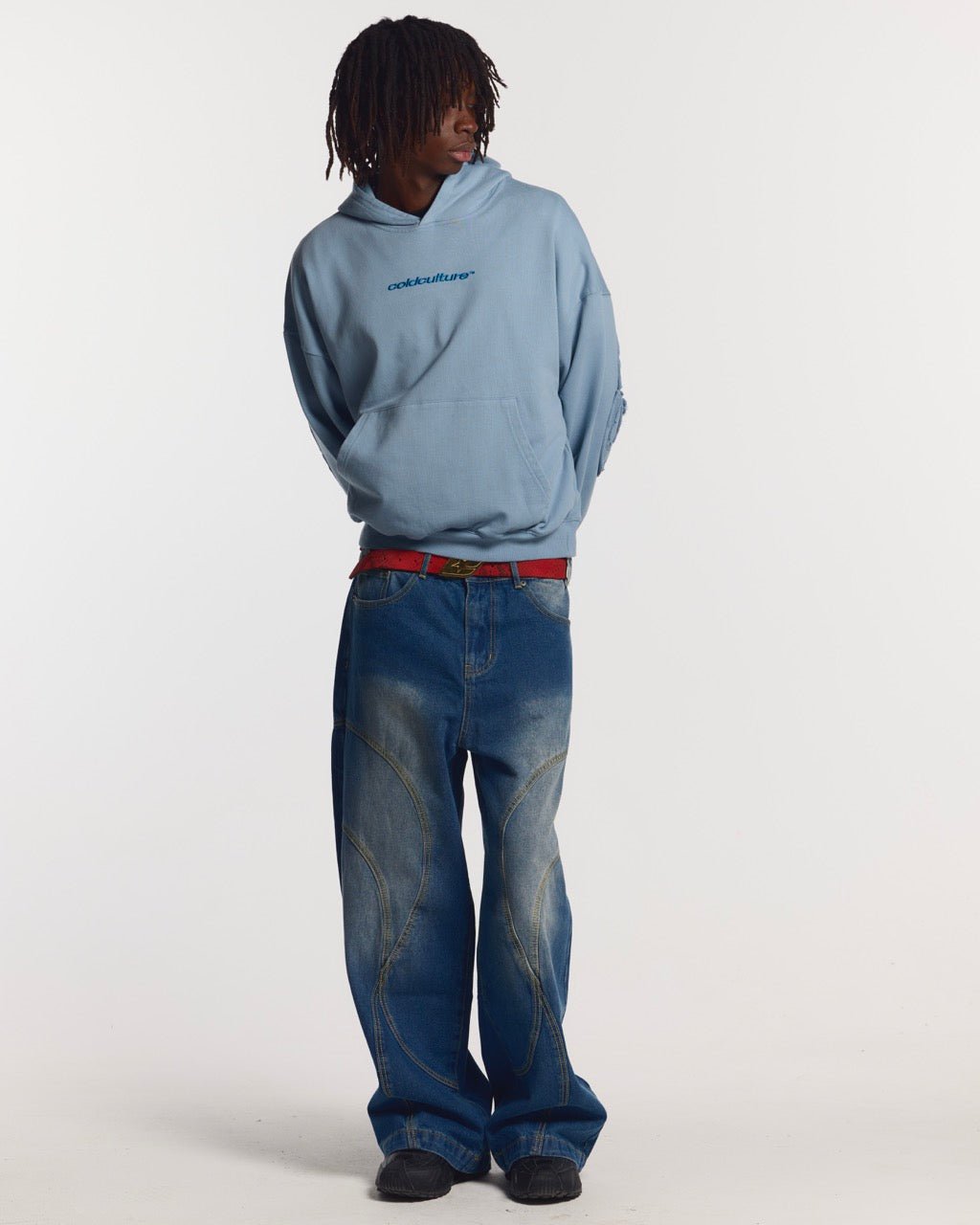 DISTRESS GEBRÖCKELTER HOODIE SCHATTENBLAU