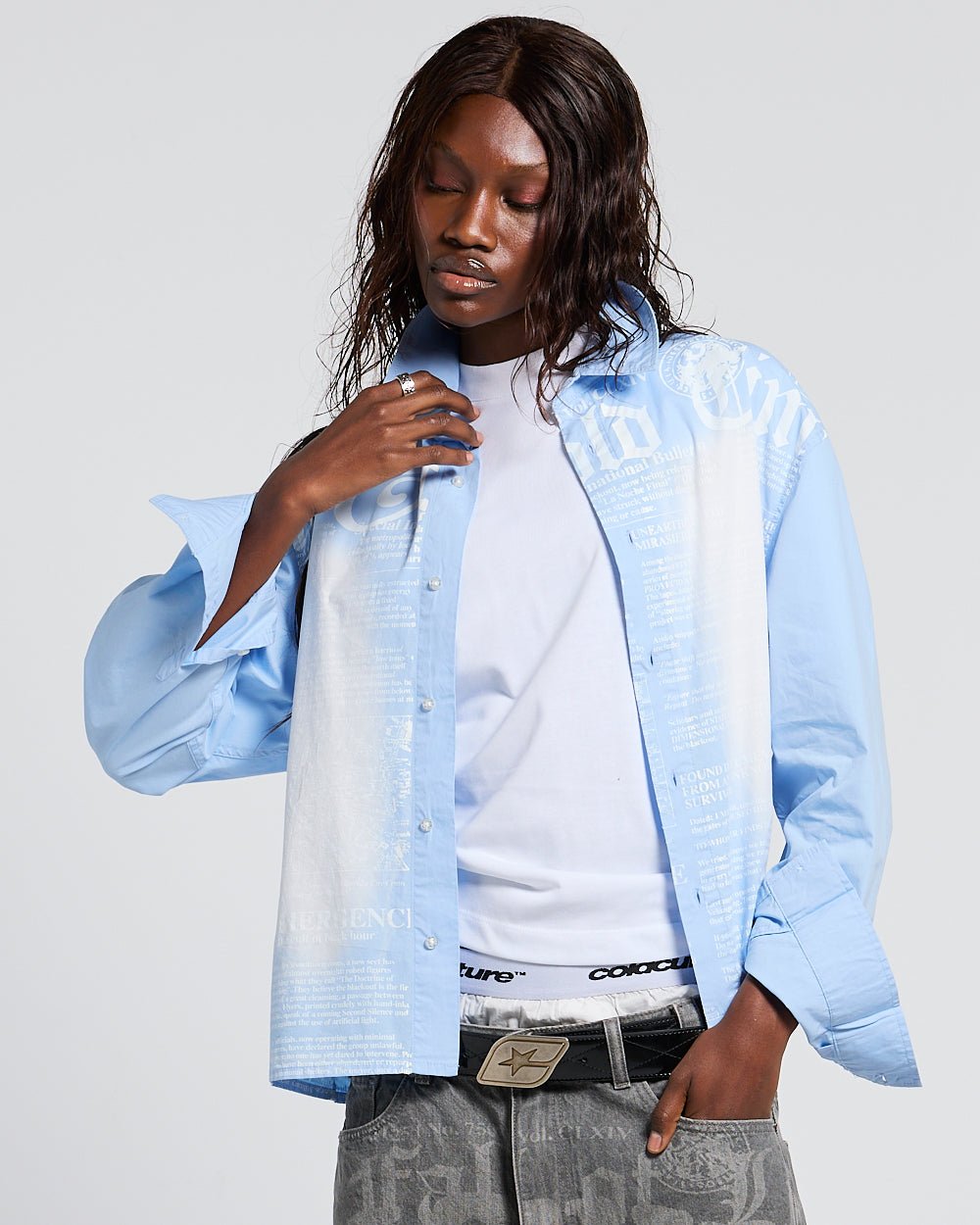 ZEITUNG LANGARM-SHIRT BABY BLAU
