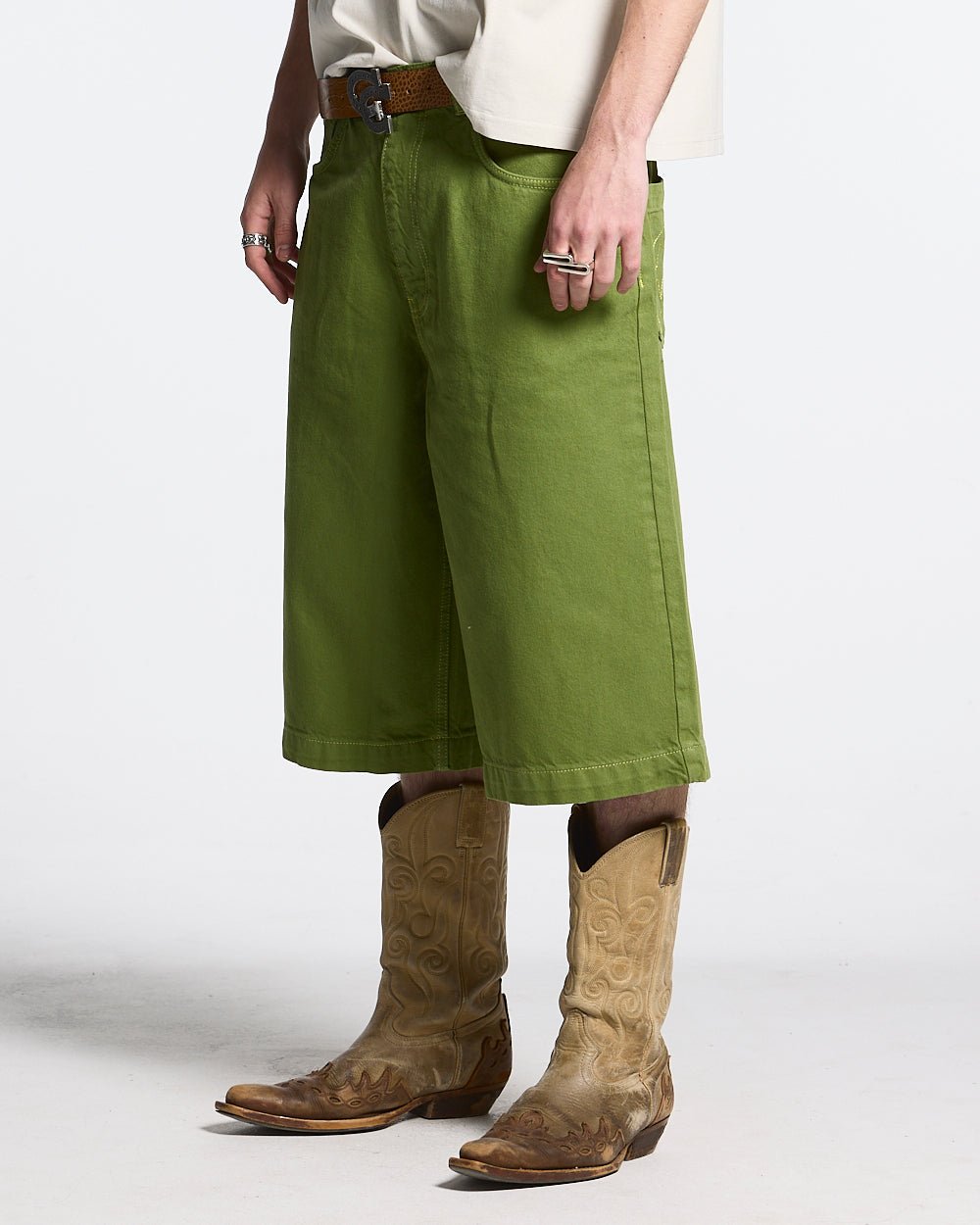 STITCHING JORTS CACTUS GRÜN