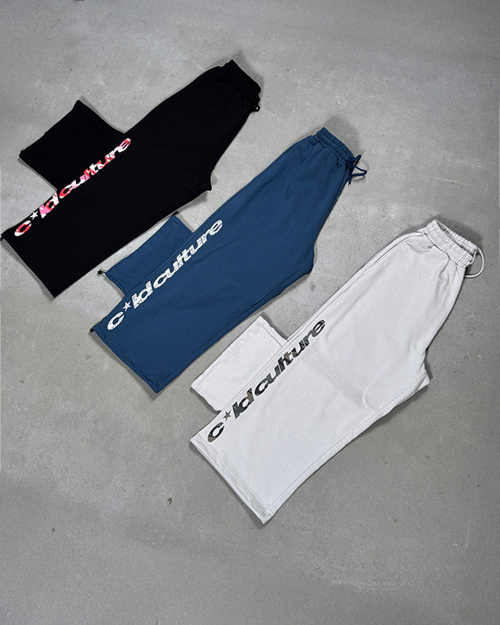 WILD SNAKE SWEATPANTS NAVY BLAU
