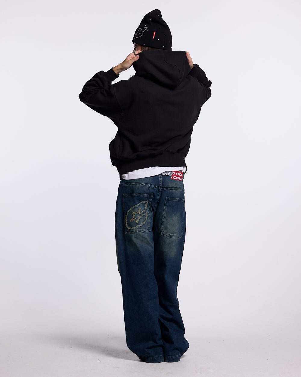 DRIVEN ZIP HOODIE SCHWARZ